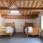 Family Friendly Chic Italian With Pool Villa